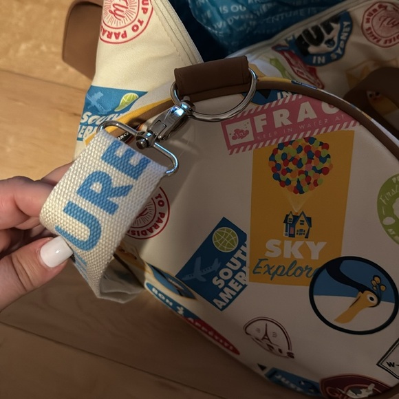 NEW Oh My Disney Pixar Weekender Bag - Picture 5 of 9